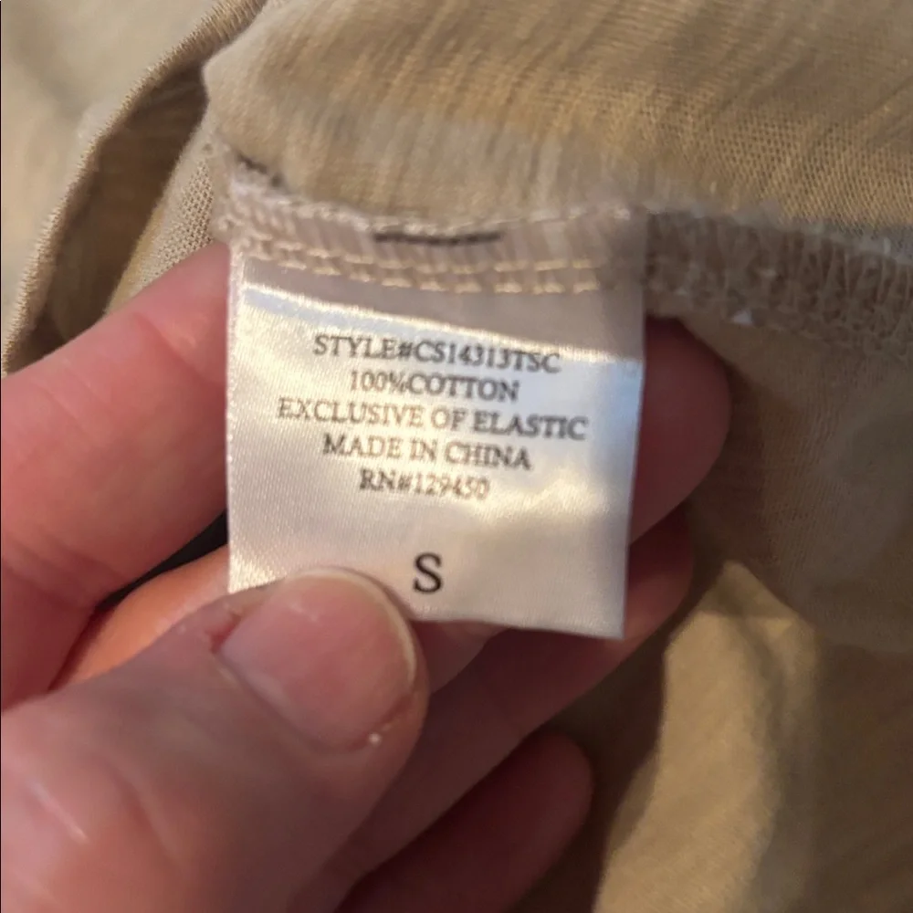 Vintage chic beige